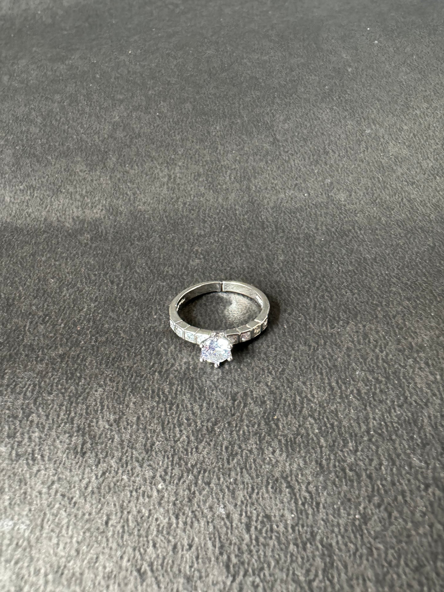 Elite Luxury Ring