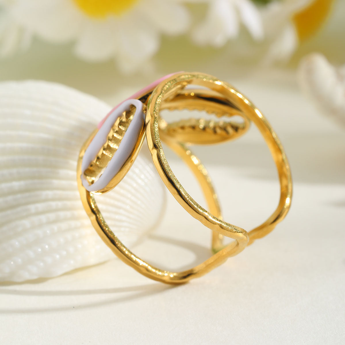 Ceralune Ring