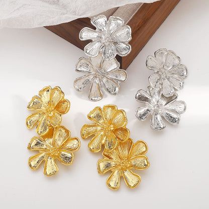 Rivara Bloom Earrings