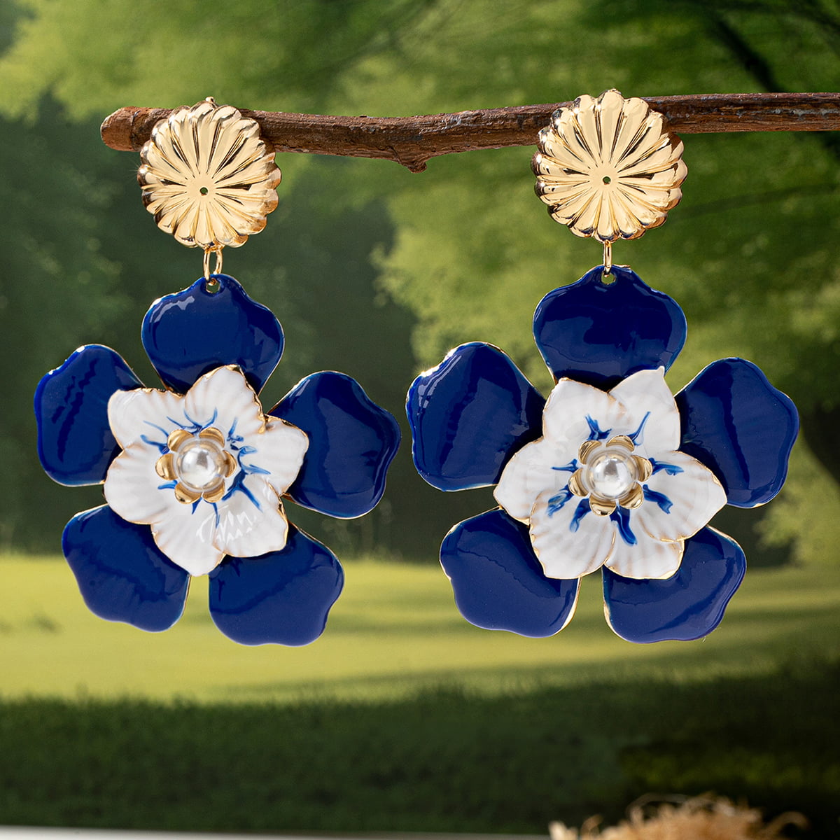 Melisandre Petal Drops