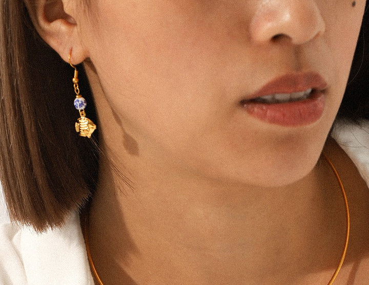 Corvani Earrings