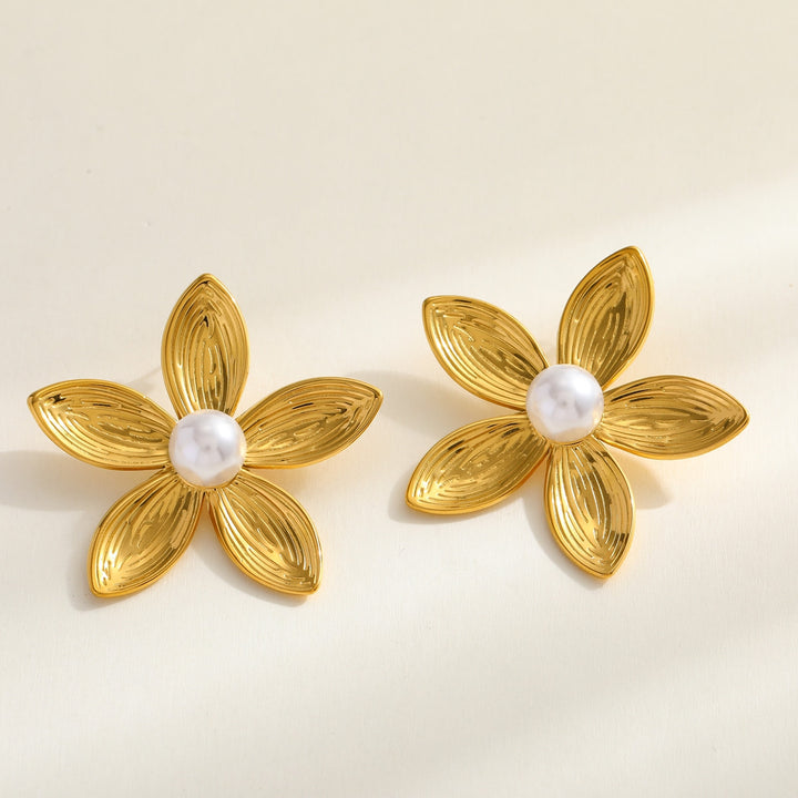Lunefleur Studs