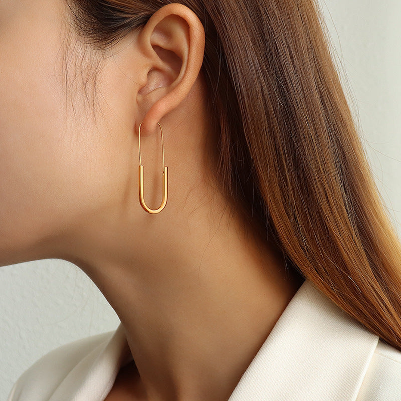 Elyra Curve Hoop Earrings