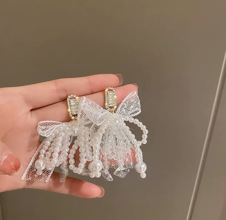 Serelise Bow Drop Earrings
