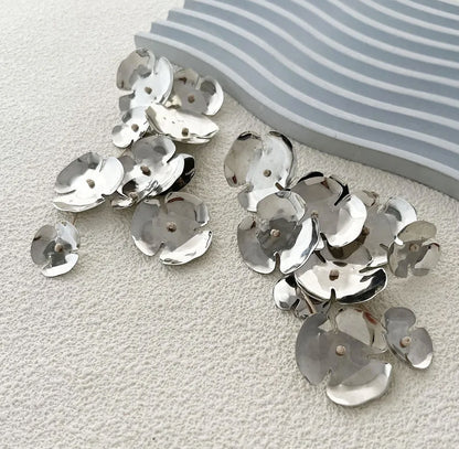 Ravielle Bloom Earrings