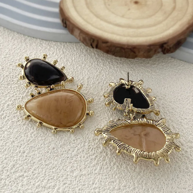 Noctara Ember Earrings