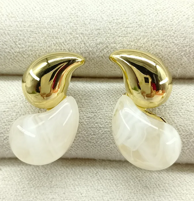 Merosa Flow Stud Earrings