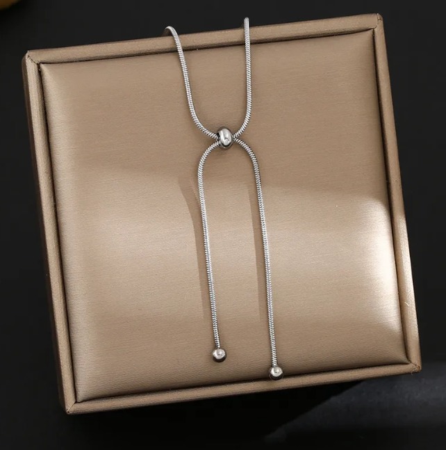 Solvaris Necklace
