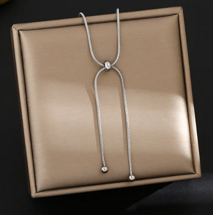 Solvaris Necklace