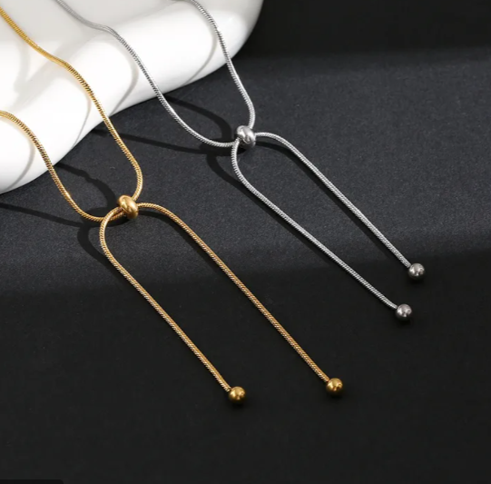 Solvaris Necklace