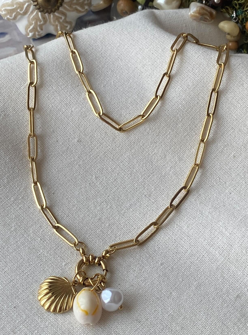 Pearla Necklace