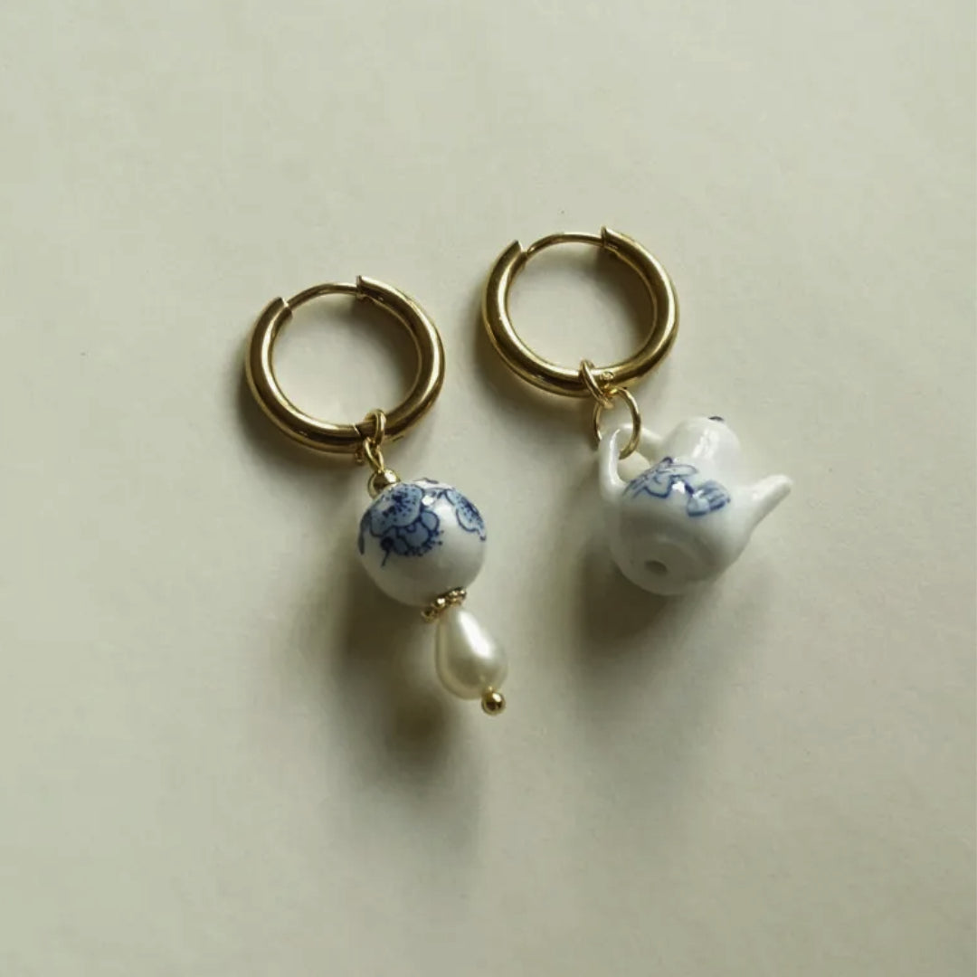 Meiryn Tea Garden Hoops