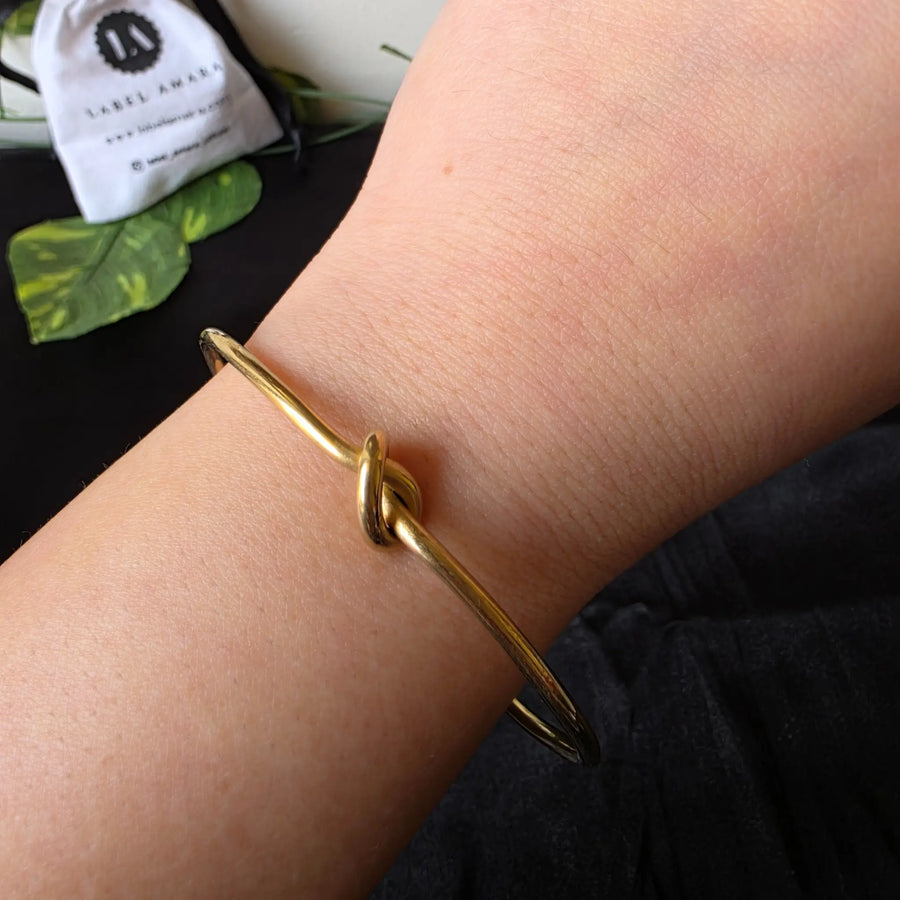 Veya Knot Bangle